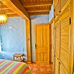 Casa Del Herrero * Mogarraz