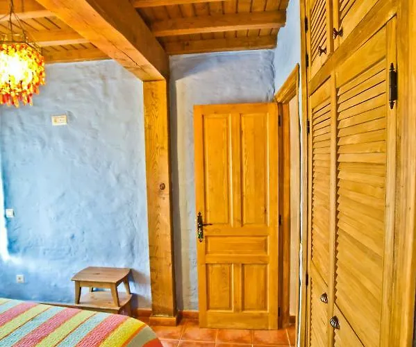 Casa Del Herrero * モガラス