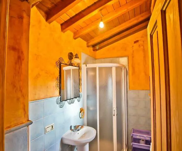 Casa Del Herrero アパート モガラス